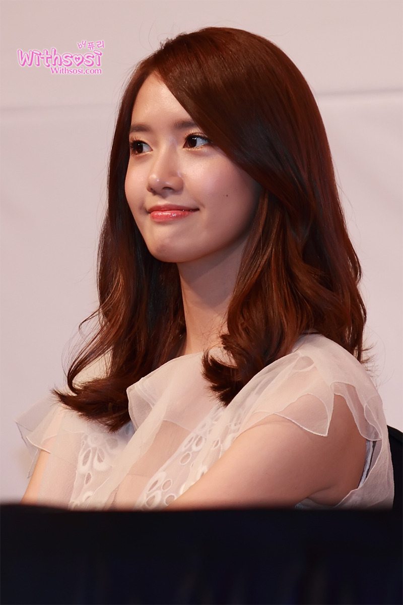 Yoona @KBS Love Rain Press Conference  1343243E4F6B2785329F10