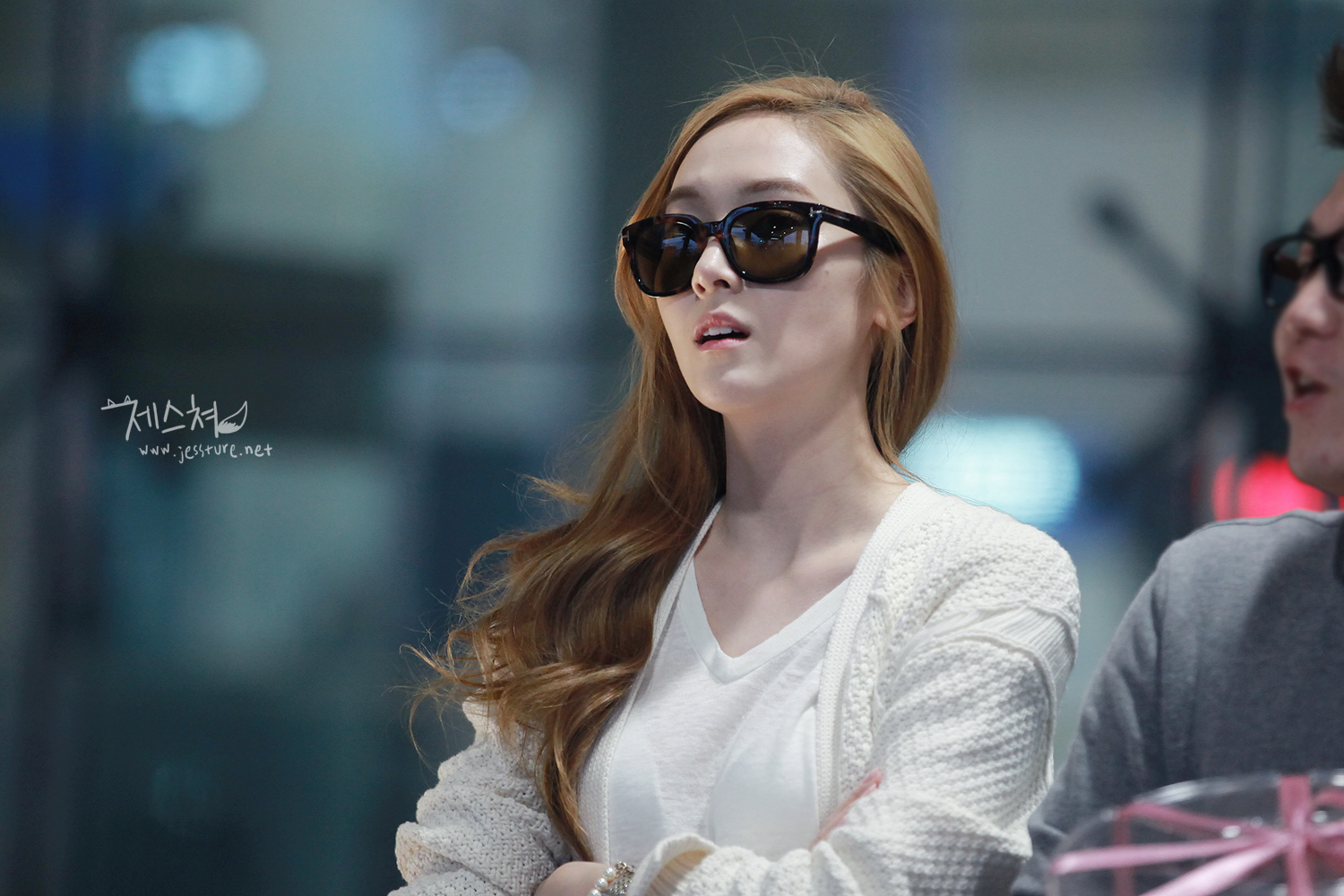 [PIC][09-05-2013]Jessica trở về Hàn Quốc vào tối nay 2224BB3F51AB4C6C0DE72C