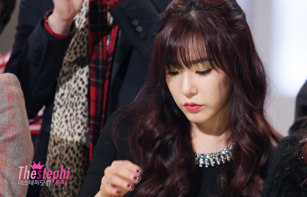[PIC][16-10-2013]Tiffany xuất hiện tại buổi họp báo ra mắt chương trình "Fashion King Korea" vào trưa nay 227A4A3B525E8FB21E120A