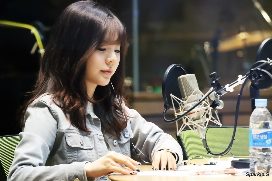 [OTHER][06-02-2015]Hình ảnh mới nhất từ DJ Sunny tại Radio MBC FM4U - "FM Date" - Page 11 240FB3375554DAFD261510