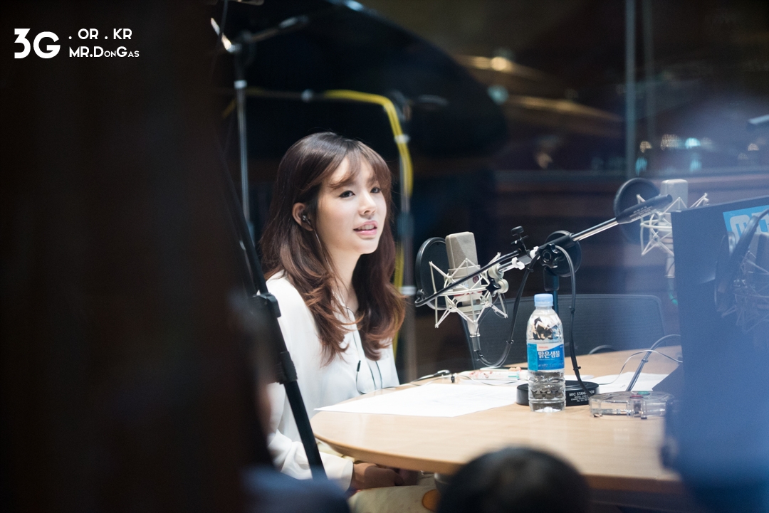 [OTHER][06-02-2015]Hình ảnh mới nhất từ DJ Sunny tại Radio MBC FM4U - "FM Date" - Page 11 264D2944554CADD52EEC57