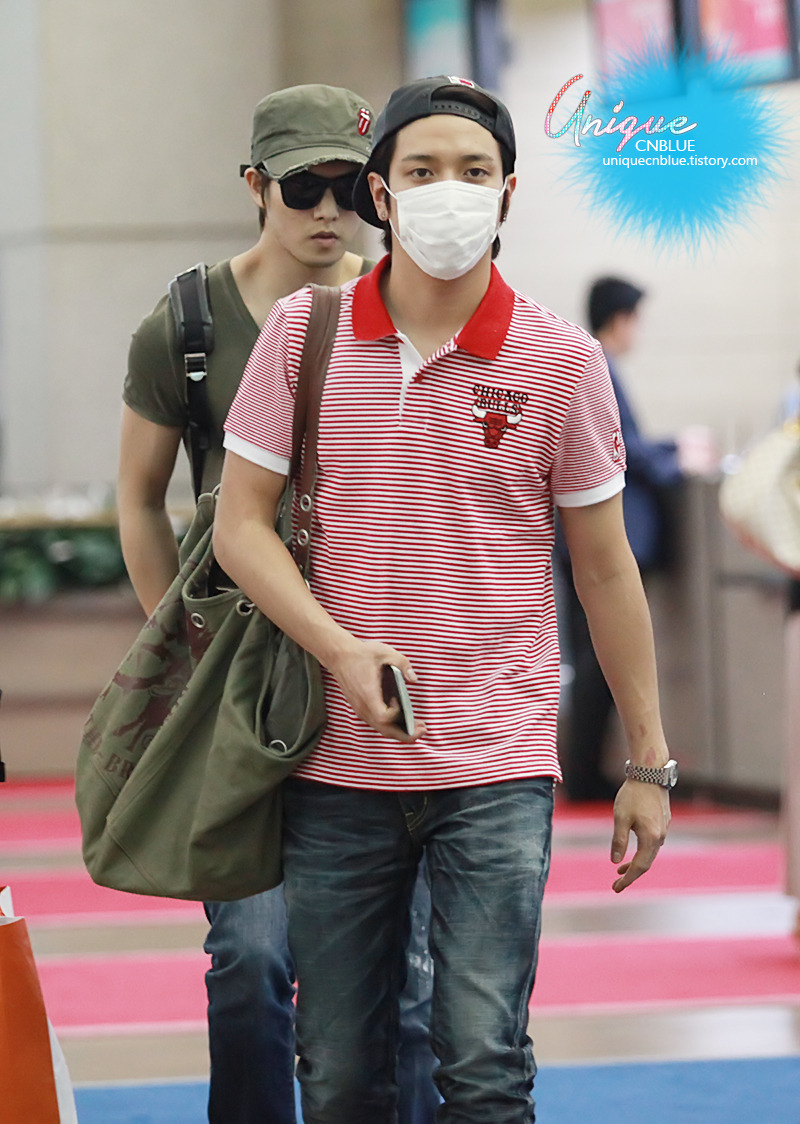 [PHOTOS] CNBLUE @ Incheon Airport, go to Japan (28.07.13) 270B975051F5239706311F