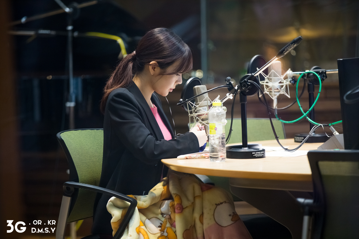 [OTHER][06-02-2015]Hình ảnh mới nhất từ DJ Sunny tại Radio MBC FM4U - "FM Date" - Page 8 25645D365539E2D43940F6